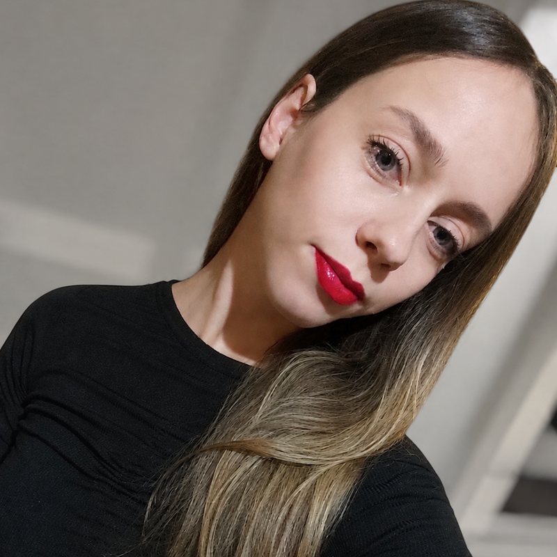 Олена, Project Manager